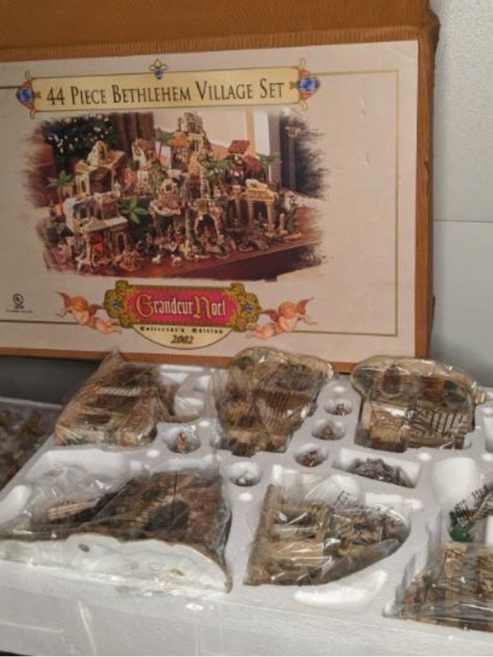 Grandcur Noel 44-Piece Bethlehem Village Set - Tan & Brown Nativity Display